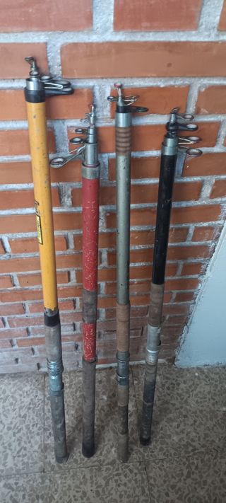 Cañas de pesca antiguas