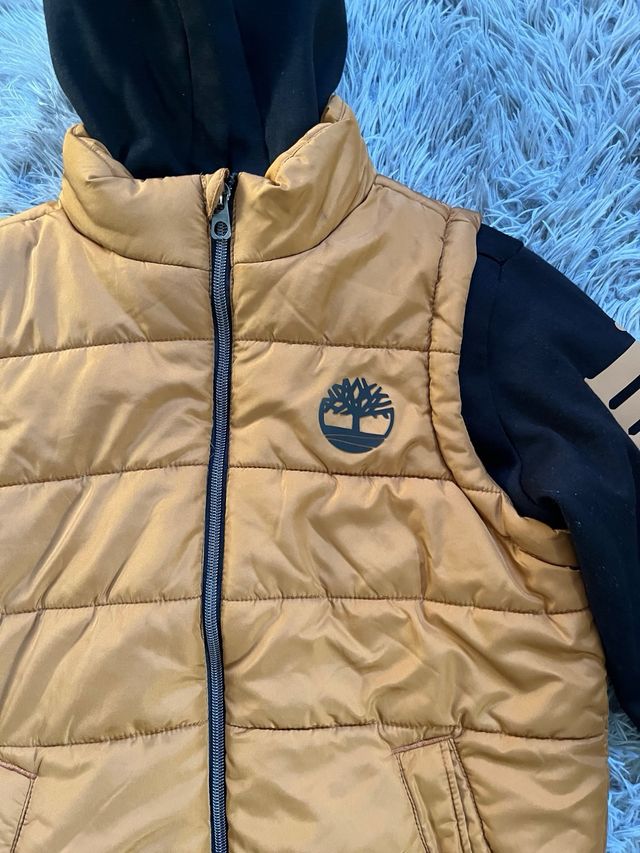 Cazadora Timberland con capucha