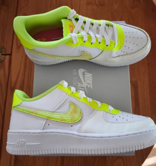 Nike Air Force 1.
