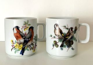 Par de tazas vintage de porcelana con pájaros