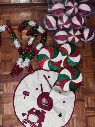Adornos Navideños: Bastones y Bolas