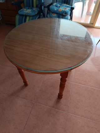 Mesa redonda extensible de madera