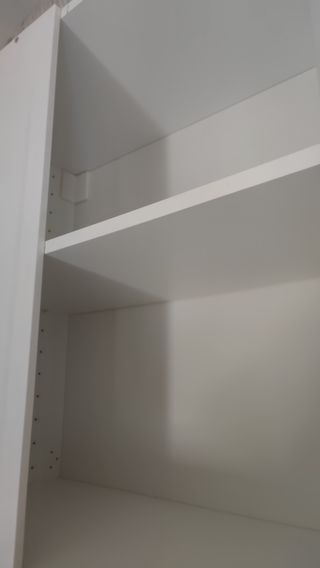 Mueble esquinero de cocina blanco de madera