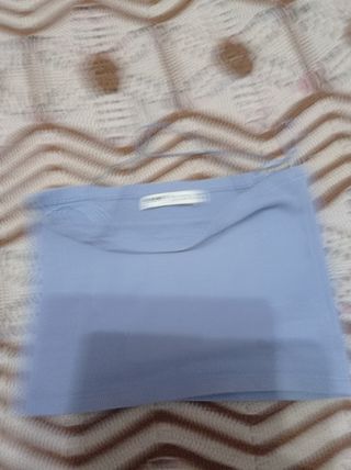 Top azul de tirantes