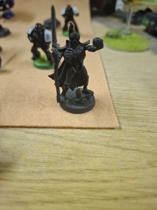 Figuras W40k aranya i necron de metal