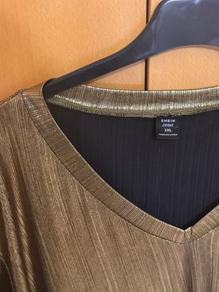 Blusa dorada brillante talla XL