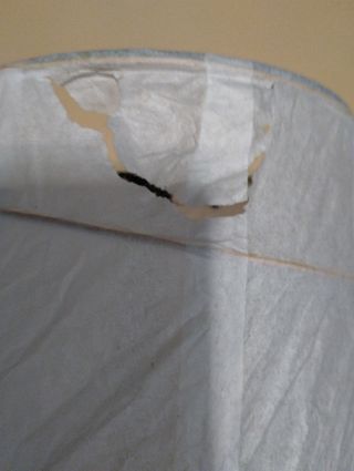 Lámparas de pie de papel blancas