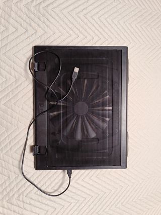 Base Refrigeradora Portátil 15.4 con Ventilador