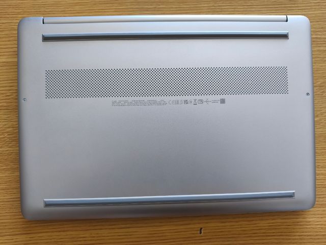 Portátil HP 15s-eq1040ns Plata