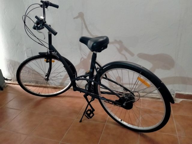 Bicicleta B'twin ciudad negra