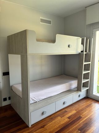 Litera moderna Kibuc con almacenaje