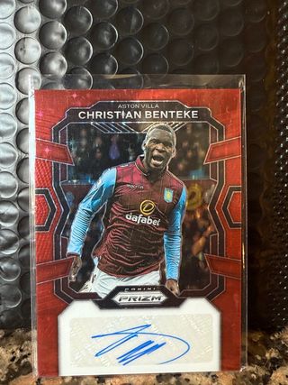 Cromo firmado por Christian Benteke.
