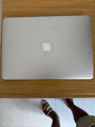 MacBook Air 13” i7 1TB SSD plus pack ofice2019
