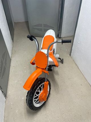 Moto eléctrica infantil naranja