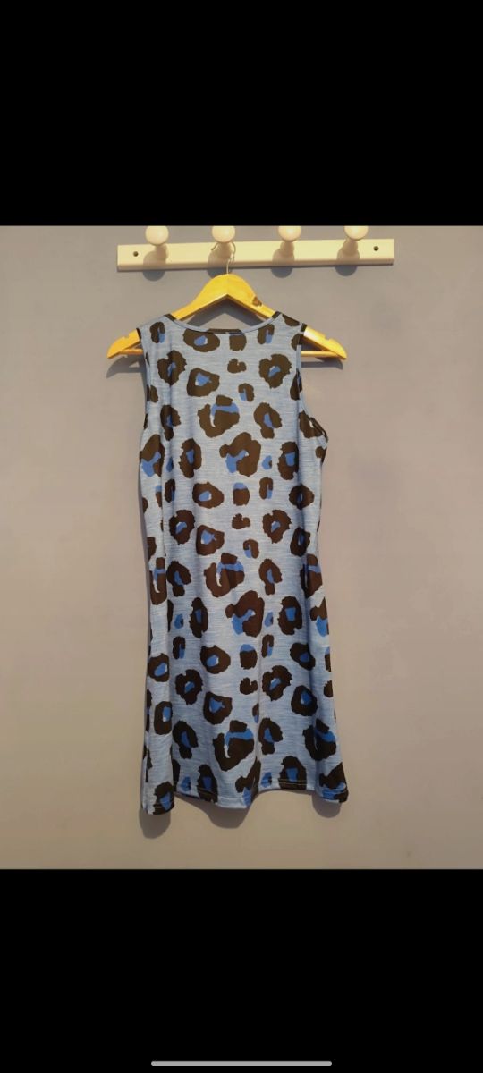 Vestido Shein estampado leopardo azul