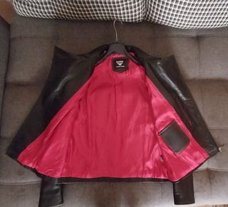 Chaqueta de cuero. Talla L-XL.
