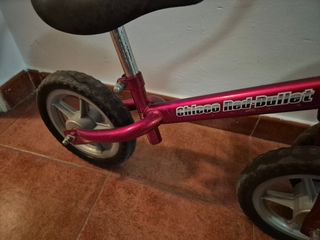 Bici sin pedales Chicco Roja