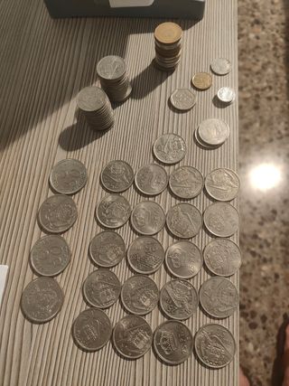 Monedas antiguas 25 y 50 Pesetas