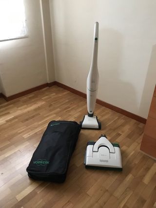 Aspiradora Kobold con accesorios