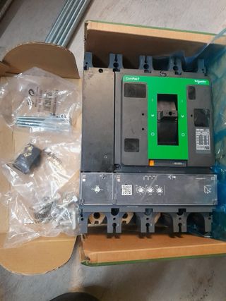 Interruptor Schneider Electric CompacT NUEVO