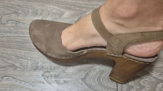 Zapatos de tacón marrón