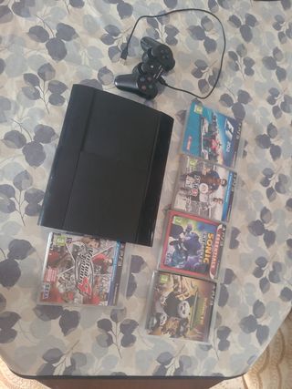 Consola PS3 Negra + 5 Juegos + Mando