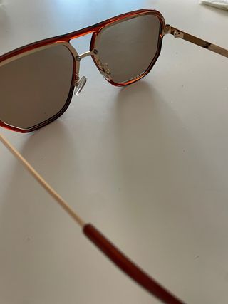 Gafas de sol aviador Stradivarius marrones 