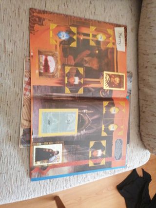 Album Cromos Harry Potter y Pippi Calzaslargas