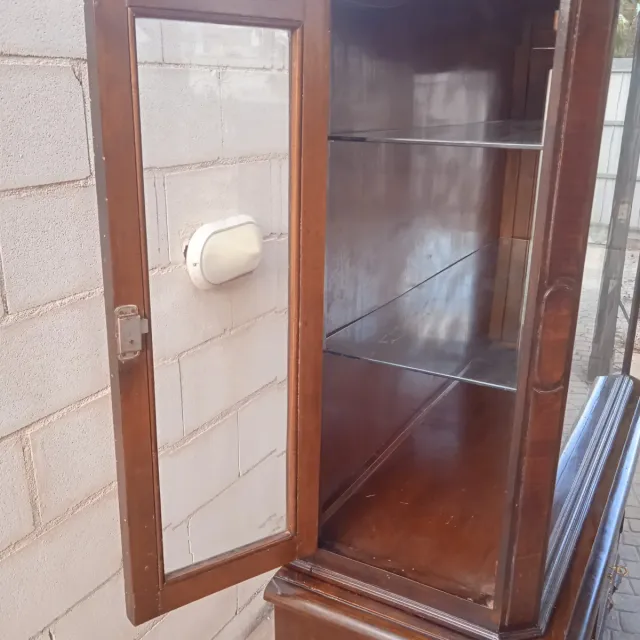 Vitrina Francesa S.XIX..