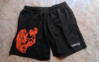 Pantalones cortos Tony negros con estampado de leó