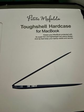 Funda MacBook Air Petite Mafalda Flores