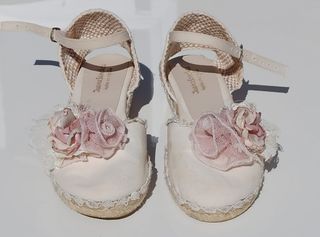 Alpargatas ceremonia niña Juana Sanchez. Talla 35.