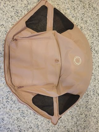 Capota ventilada Bugaboo rosa.