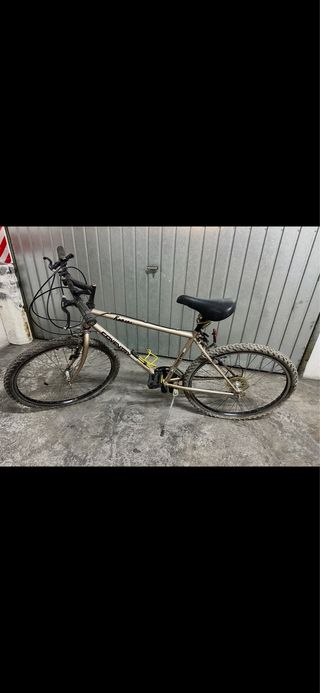 Bicicleta MB antigua