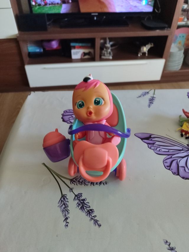 Bebé Llorón con Carro