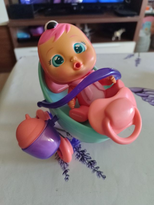 Bebé Llorón con Carro