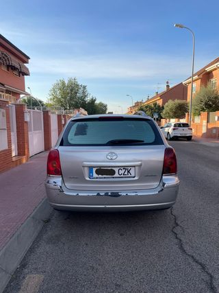 Toyota Avensis D4D Wagon Diesel 2.0 2004 