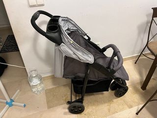 Carrito de bebé reclinable gris