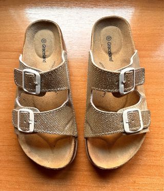 Sandalias Graceland doradas talla 37