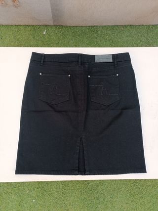 Falda Zara Negra