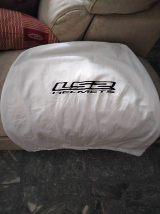 Casco de moto LS2 amarillo