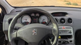 Peugeot 308 2008 1.6 HDI Premium edition