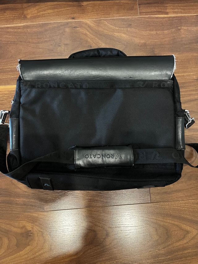 Maletín Portátil Piel Roncato Negro