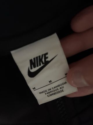 Sudadera Nike gris y negra