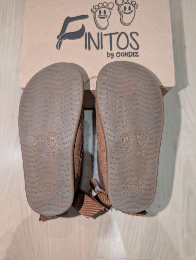 Botas barefoot niña talla 22 Finitos by Condiz