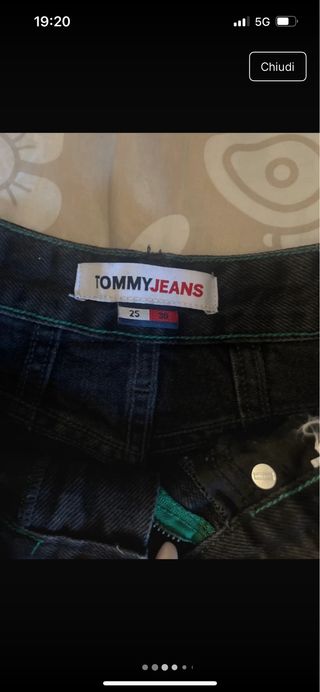 Jeans Tommy Hilfiger neri con logo