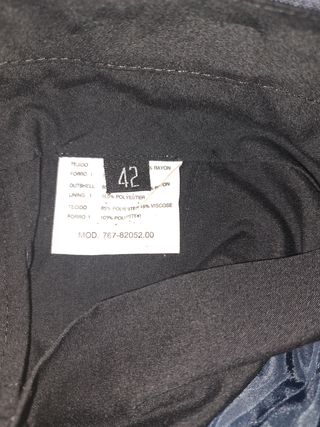 Traje de hombre azul oscuro