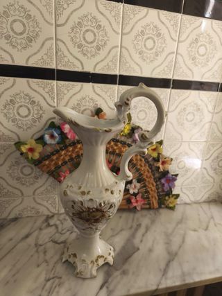 Jarrón ornamental de porcelana