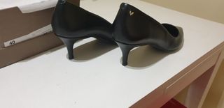 Salón Martinelli Tacón Bajo Negro Talla 40, nuevos
