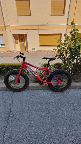 Bicicleta BH Roja Fat Bike